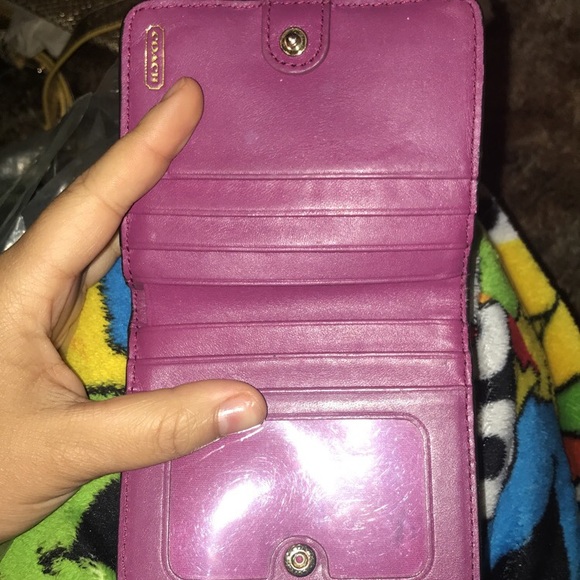 coach - Picture 5 of 5